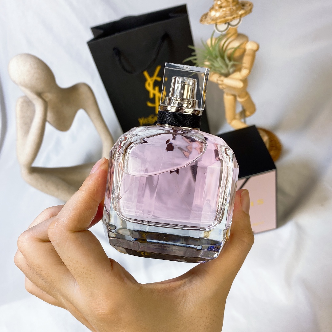 Saint Laurent perfume